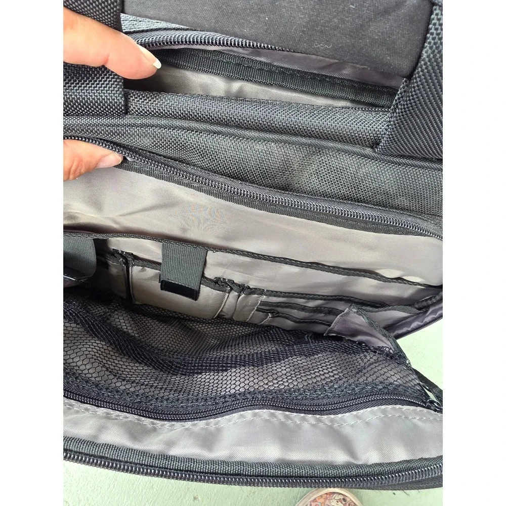 Dell Black Ballistic Nylon Laptop Messenger Bag Briefcase Professional Travel Z2